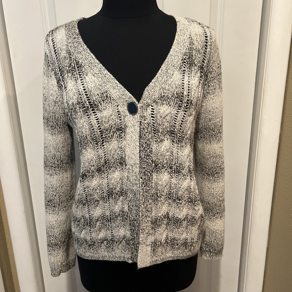 Christopher & Banks M Gray/ White Open Front Cardigan Crotchet Knit One Button